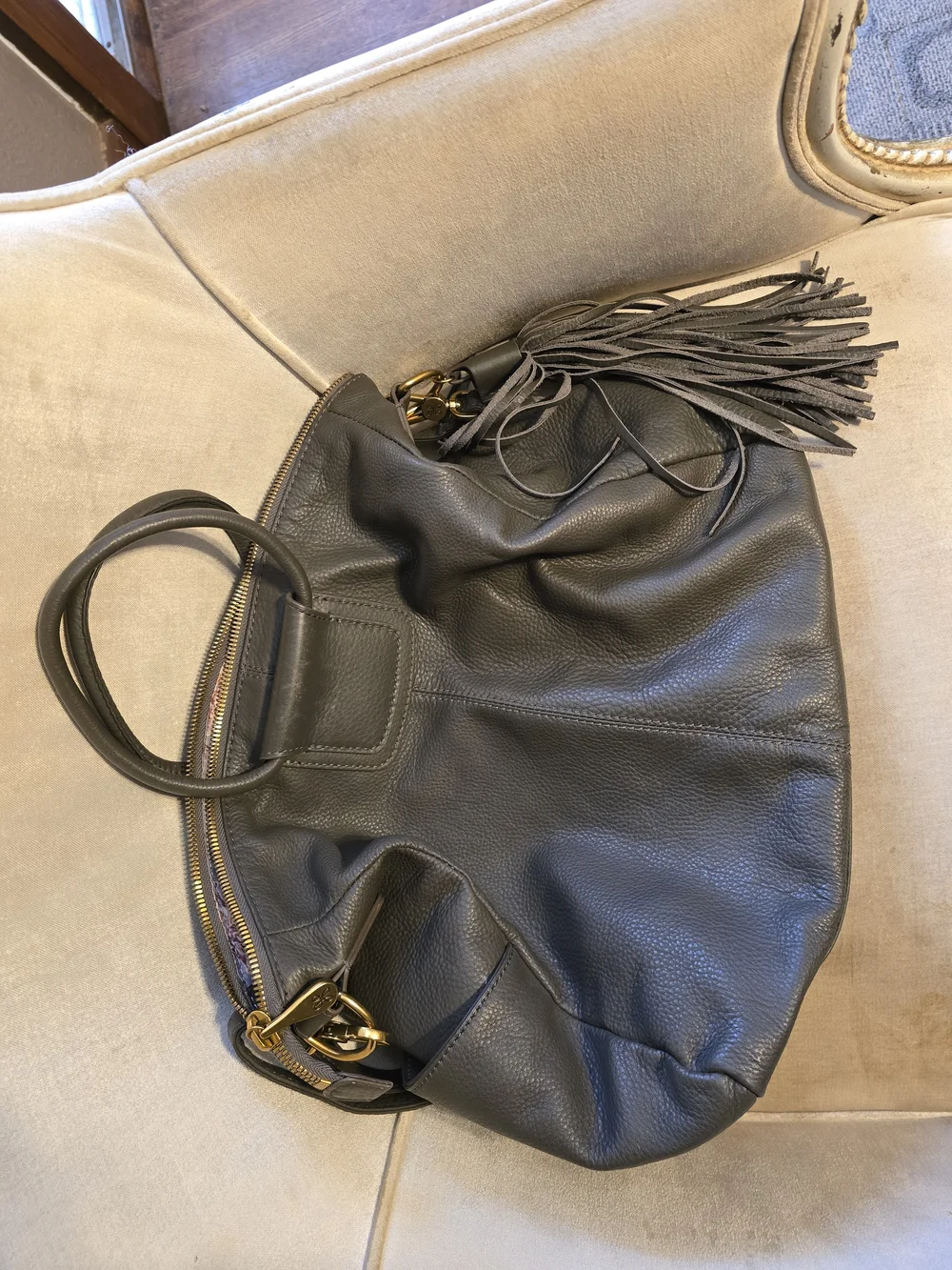 HOBO Sheila Large Leather Hobo Bag – Gray – Genuine Leather – Excellent Conditio
